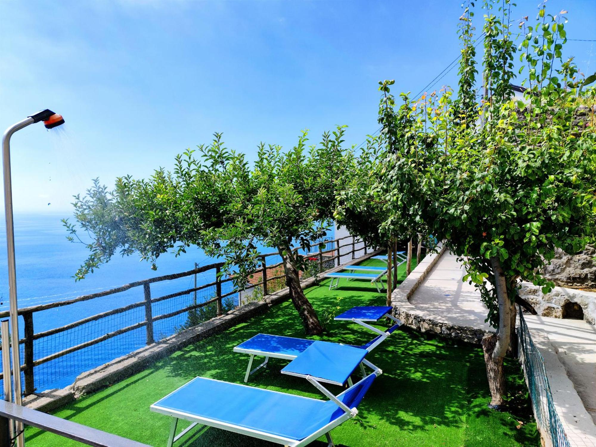 Villa Alba D'Amalfi - The Dawn One Step From The Heaven المظهر الخارجي الصورة